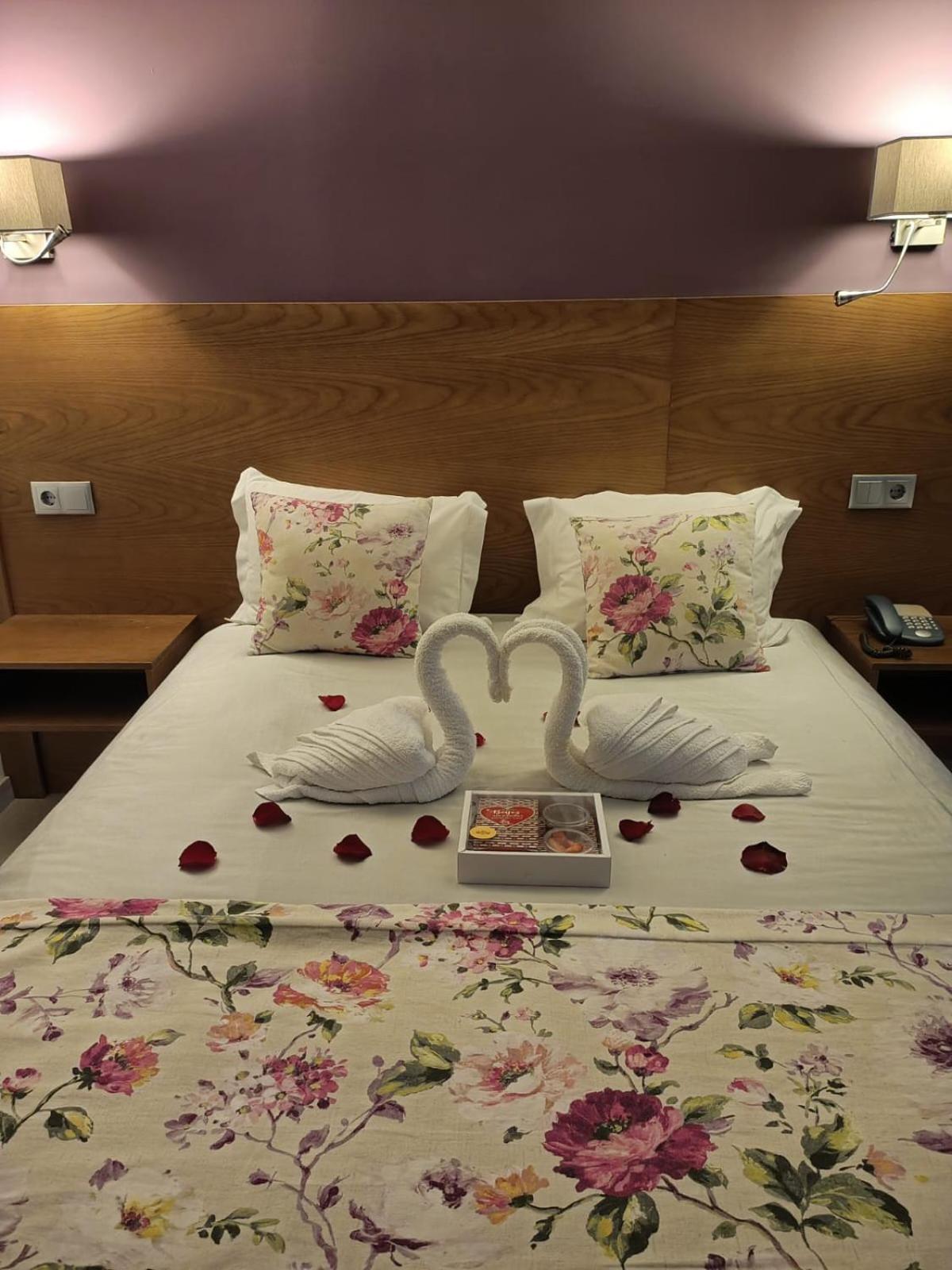 Hotel Santo Antonio De Padua Fátima Kültér fotó